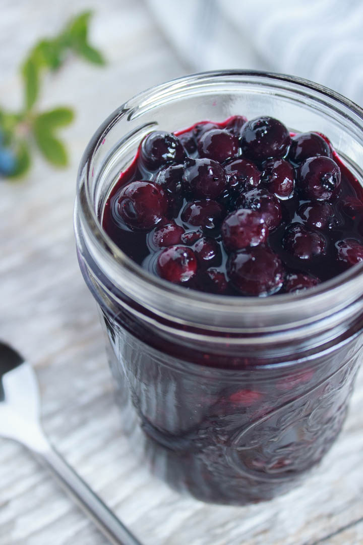 How to Make Blueberry Compote with Fresh Blueberries