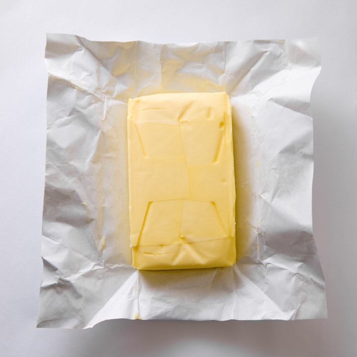 Grass-Fed Butter vs Regular Butter: What's the Difference?