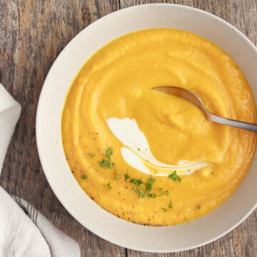 Healthy Butternut Squash and Carrot Soup (Vegan)